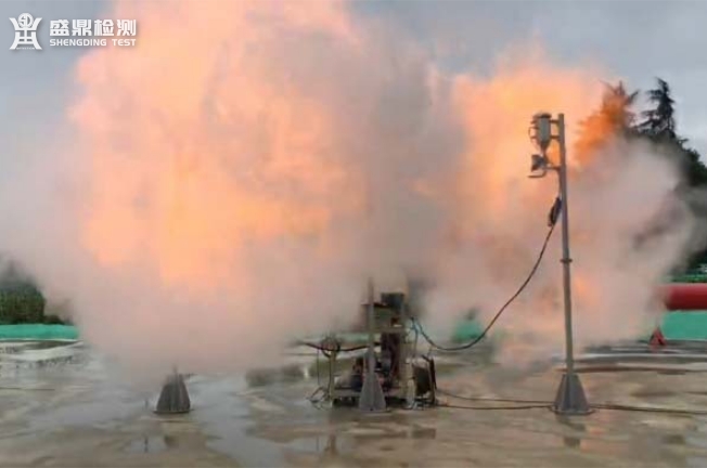 粉塵爆炸的瞬間